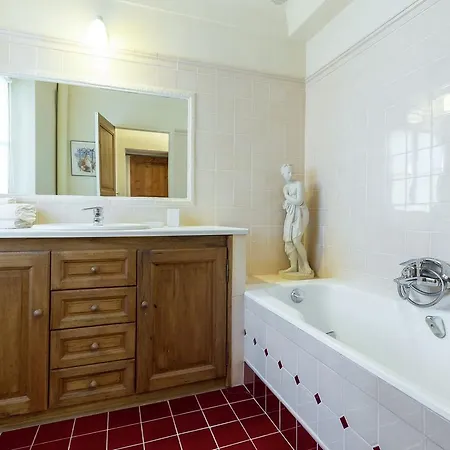 18Thc Perfumer'S Home, Heated Pool & View Вилла *